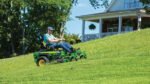 John Deere Z330R ZTrak™ Mower, 48-in. Deck - Image 4